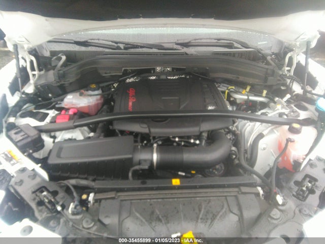 ZASPAKBN1M7D12445 Alfa Romeo STELVIO TI