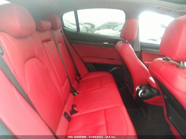 ZASPAKBN1M7D12445 Alfa Romeo STELVIO TI