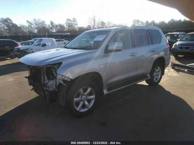 Lexus GX 460 2011 JTJBM7FXXB5019698 Image 2