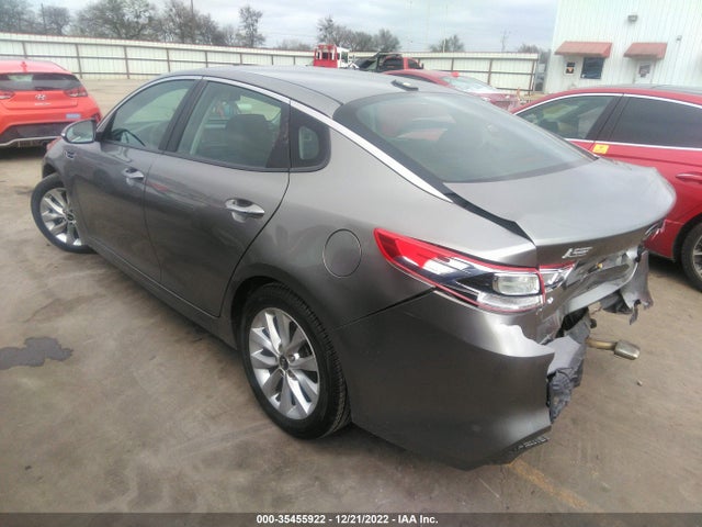 2017 Kia Optima, VIN: 5XXGT4L31HG160742