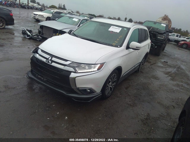 JA4AD3A38HZ068597 Mitsubishi Outlander Se/sel