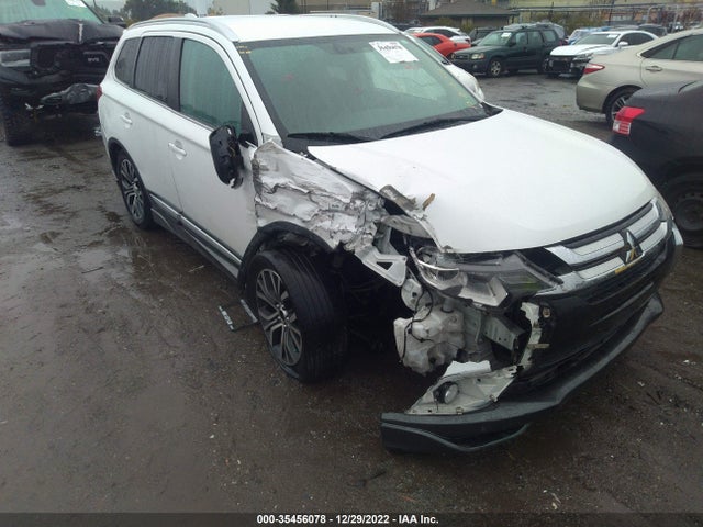 JA4AD3A38HZ068597 Mitsubishi Outlander Se/sel