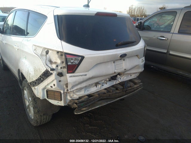 2017 Ford Escape, VIN: 1FMCU9G94HUC96621