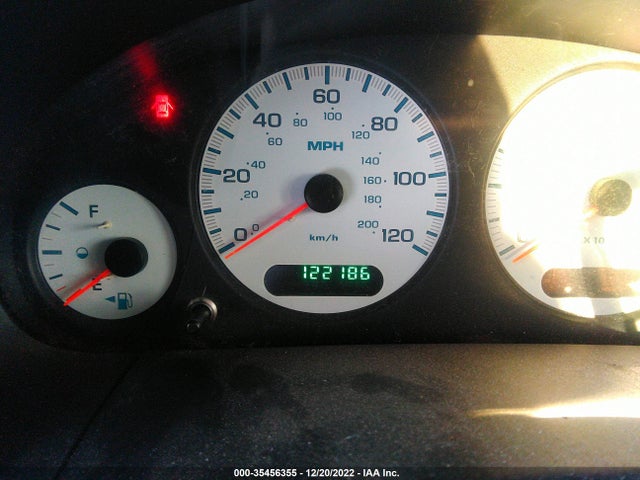 2002 DODGE CARAVAN SPORT VIN: 2B4GP44R22R557458