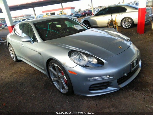 2015 Porsche Panamera, VIN: WP0AA2A74FL004634