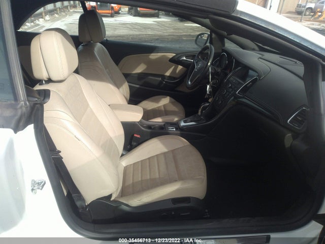 2019 Buick Cascada, VIN: W04WH3N59KG369677