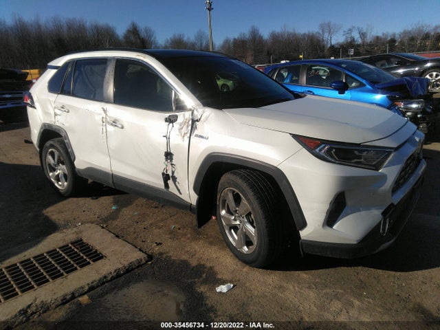 2019 Toyota RAV4, VIN: JTMDWRFV1KD504365