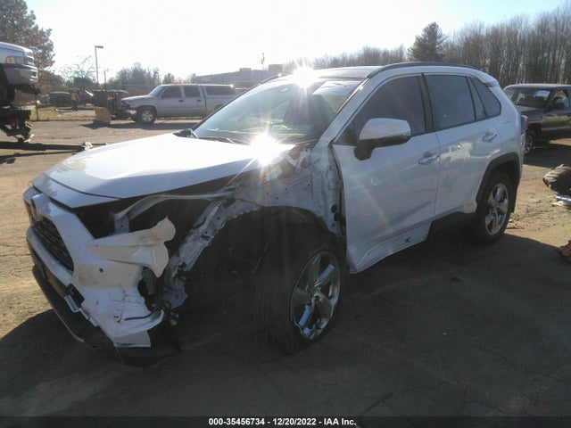 2019 Toyota RAV4, VIN: JTMDWRFV1KD504365