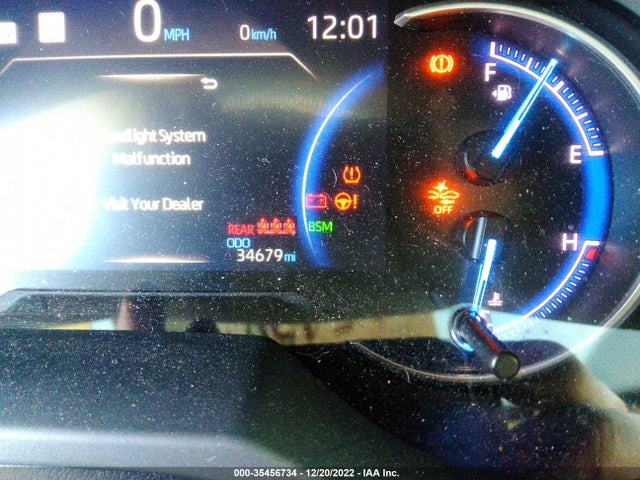 2019 Toyota RAV4, VIN: JTMDWRFV1KD504365