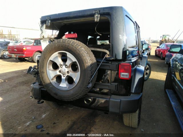 1C4BJWEGXHL668221 Jeep Wrangler Unlimited Sahara