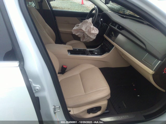 SAJBE4FNXJCY63913 Jaguar Xf 20d Prestige