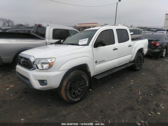 2015 Toyota Tacoma, VIN: 5TFJU4GN3FX085417