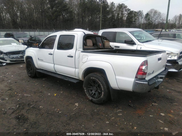 2015 Toyota Tacoma, VIN: 5TFJU4GN3FX085417