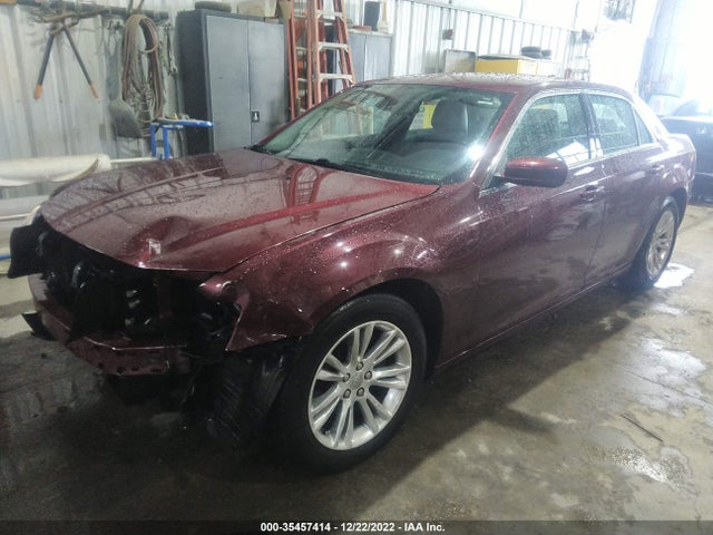 2C3CCAAG8KH548093 Chrysler 300 Touring L