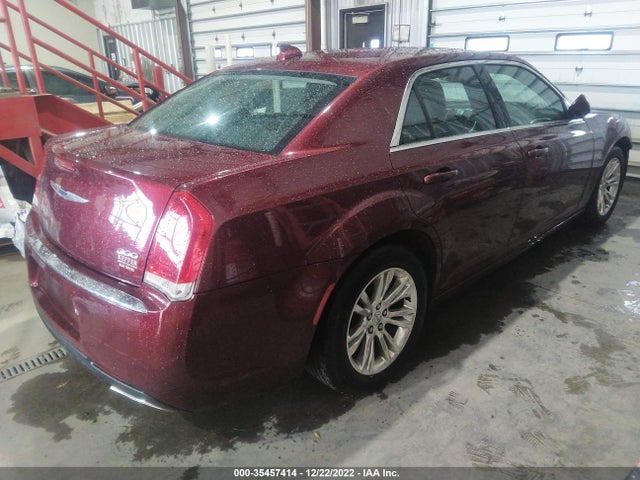 2C3CCAAG8KH548093 Chrysler 300 Touring L
