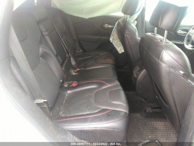 1C4PJMBX5KD106226 Jeep Cherokee Trailhawk Elite