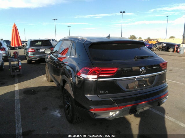 2022 Volkswagen Atlas, VIN: 1V2KE2CAXNC221216