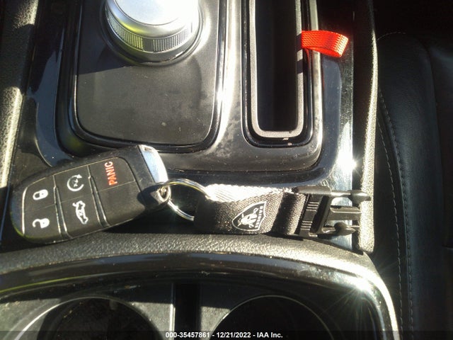 Chrysler 300 300s 2018 2C3CCABG3JH239936 Image 3