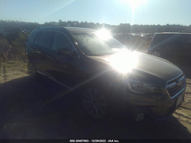 2018 Subaru Outback, VIN: 4S4BSATC6J3353157