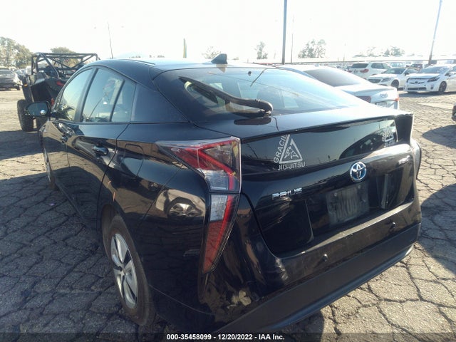 2018 Toyota Prius, VIN: JTDKBRFUXJ3065276