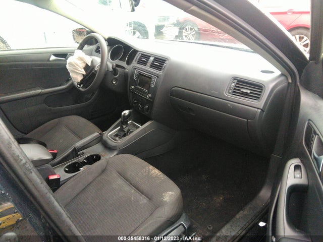 3VW267AJ9GM365112 Volkswagen Jetta Sedan 1.4t S