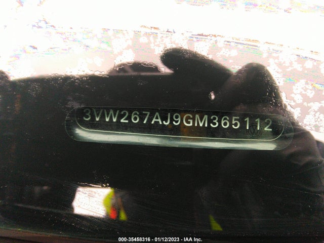 3VW267AJ9GM365112 Volkswagen Jetta Sedan 1.4t S