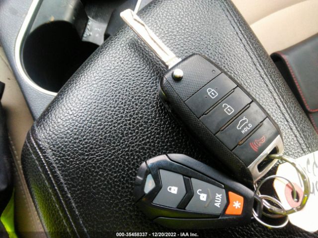 5XXGM4A74EG341364 KIA Optima Lx