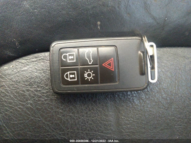 Volvo S80 I6 Turbo 2010 YV1992AHXA1117085 Image 3