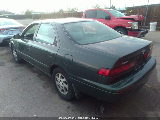 1999 TOYOTA CAMRY LE/XLE VIN: 4T1BF28KXXU088997