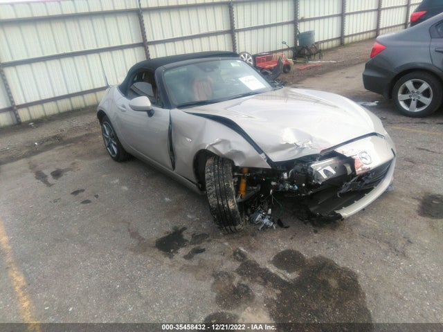 2022 Mazda MX-5 Miata, VIN: JM1NDAD74N0507188
