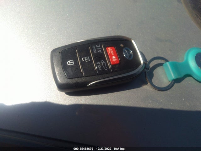 2021 Toyota RAV4, VIN: JTMAB3FV8MD044510