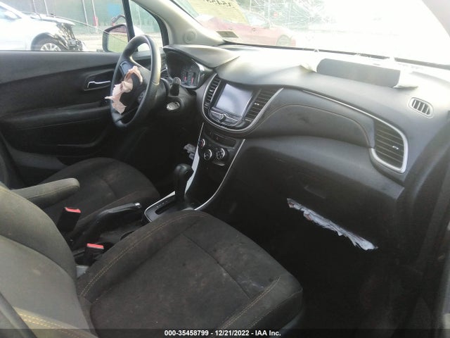 Chevrolet TRAX LS 2017 3GNCJKSB7HL267016 Image 5