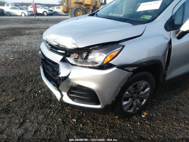 Chevrolet TRAX LS 2017 3GNCJKSB7HL267016 Image 6