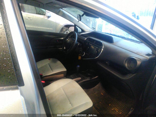 2018 Toyota Prius, VIN: JTDKDTB31J1604903