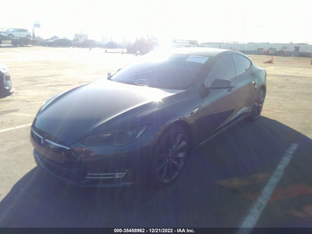 2015 Tesla Model S, VIN: 5YJSA1H23FFP74092