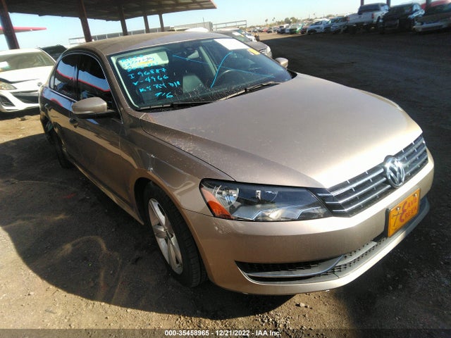 2015 Volkswagen Passat, VIN: 1VWBV7A39FC044966