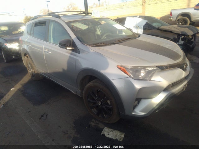 2018 Toyota RAV4, VIN: 2T3RFREV9JW798333