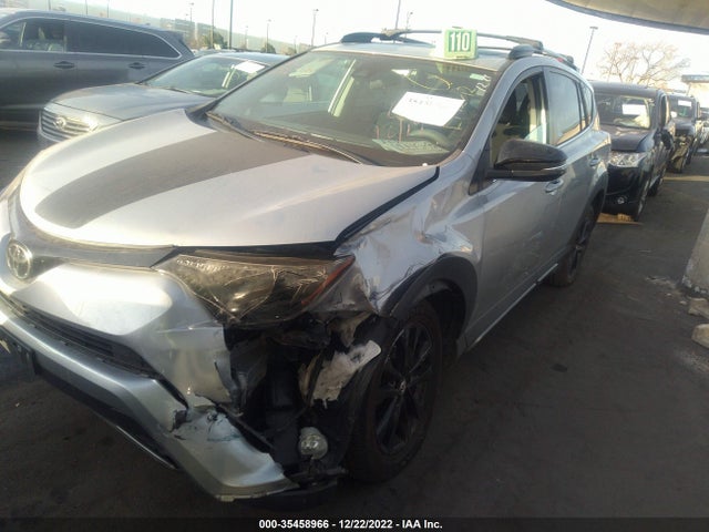 2018 Toyota RAV4, VIN: 2T3RFREV9JW798333