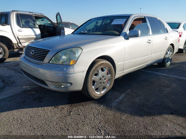 Lexus LS 430 2001 JTHBN30F710007379 Image 2
