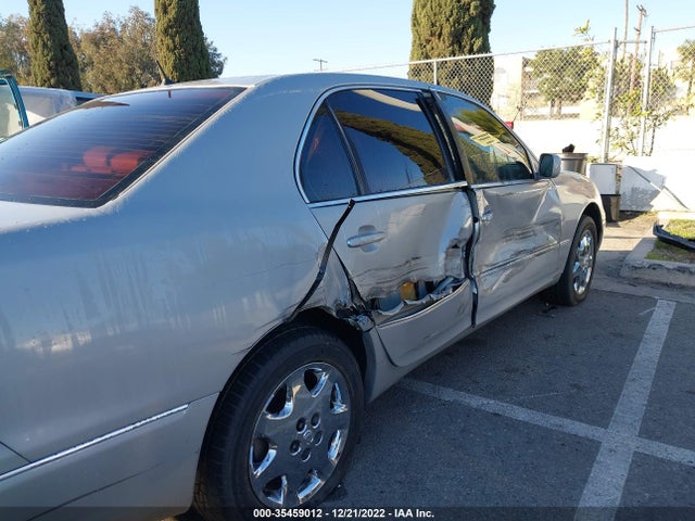 Lexus LS 430 2001 JTHBN30F710007379 Image 7