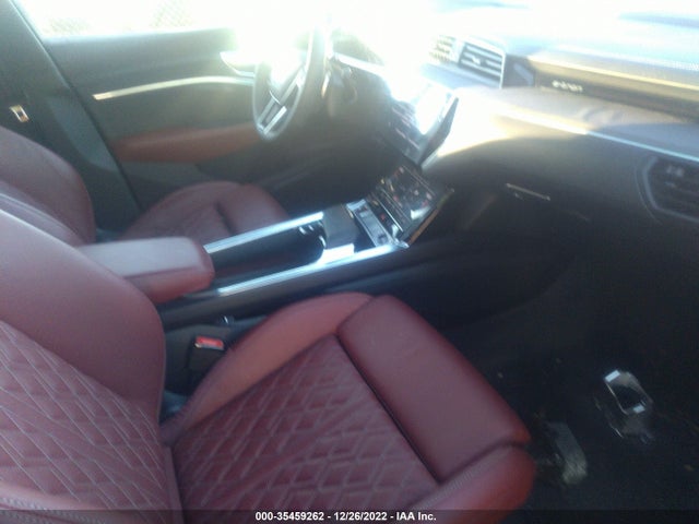 2022 Audi e-tron, VIN: WA11CBGE5NB023840