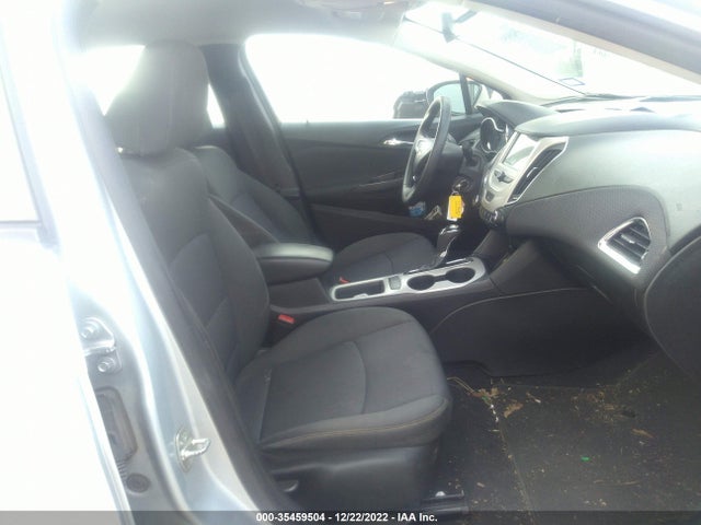 2018 Chevrolet Cruze, VIN: 1G1BC5SM6J7139239