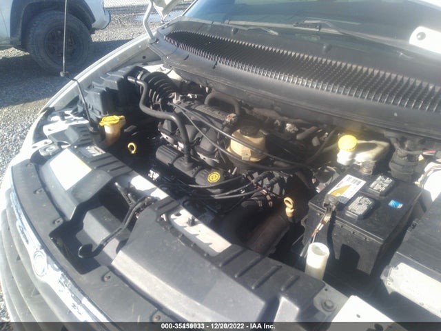 2C4GP54L85R112621 Chrysler Town & Country Touring