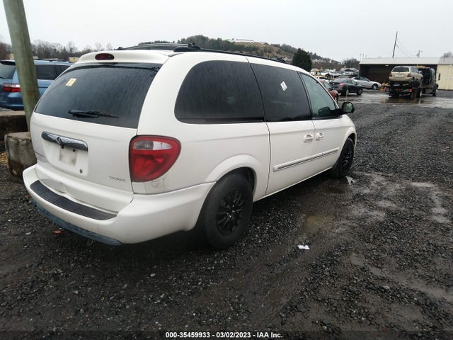 2C4GP54L85R112621 Chrysler Town & Country Touring