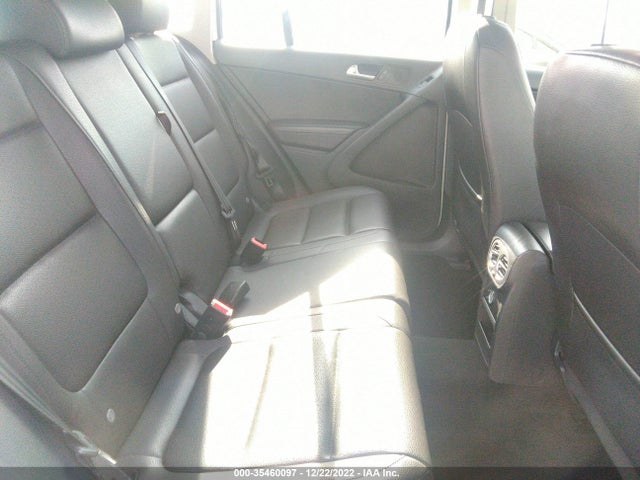 2017 Volkswagen Tiguan, VIN: WVGAV7AX4HW512472