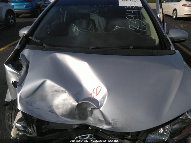 Honda FIT LX 2015 3HGGK5H59FM768394 Image 10