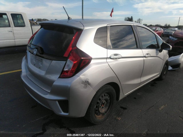 Honda FIT LX 2015 3HGGK5H59FM768394 Image 4