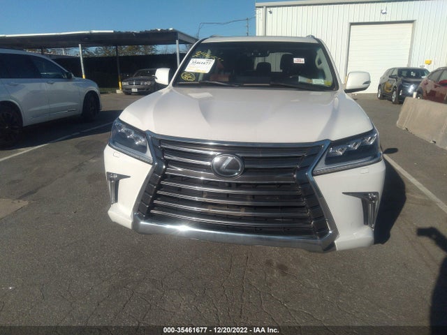 2017 Lexus LX, VIN: JTJHY7AX1H4237940