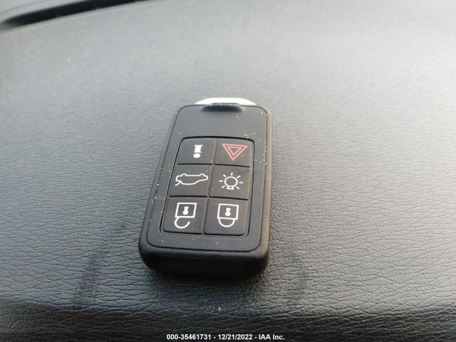 Volvo S60 T5 2013 YV1612FH0D1233080 Image 3