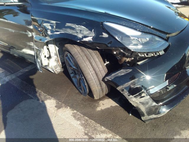 5YJ3E1EA7PF384652 Tesla MODEL 3